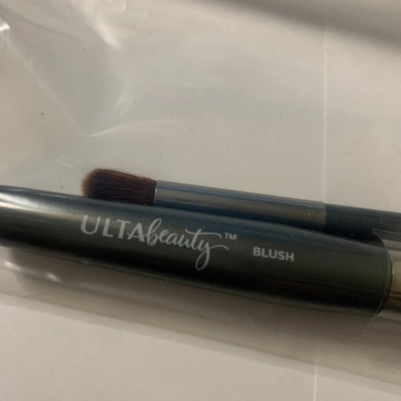 ULTA brush set for blush & eyes approximately 7” long new - Picture 2 of 7